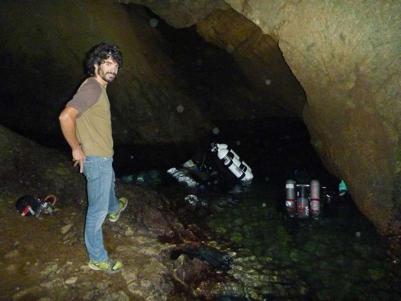 Nuevas topografías de la exploración del Manantial de Aitzarreta